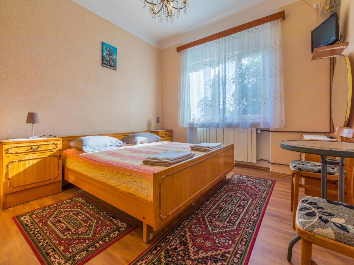 Apartments Drago Novi Vinodolski Esterno foto